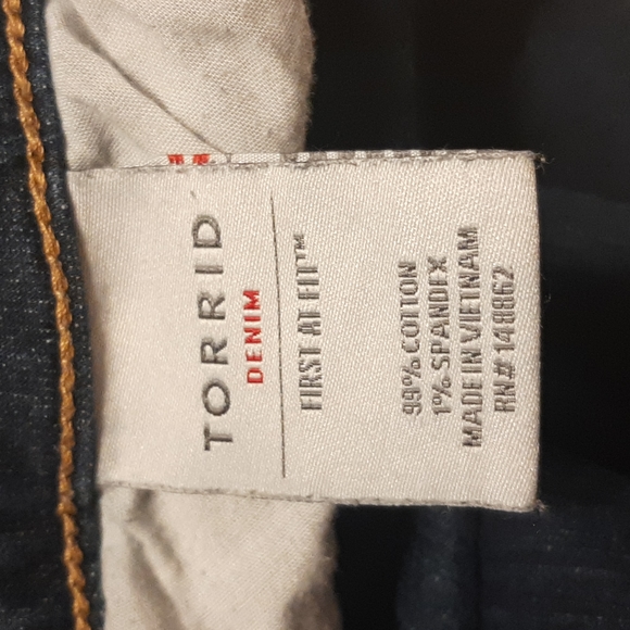 TORRID-Denim relaxed boot jean. 359 - Picture 6 of 7
